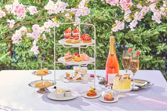 【表参道・横浜】いちご、桜、ピスタチオが織りなす春爛漫スイーツ『桜ストロベリーアフタヌーンティー』販売