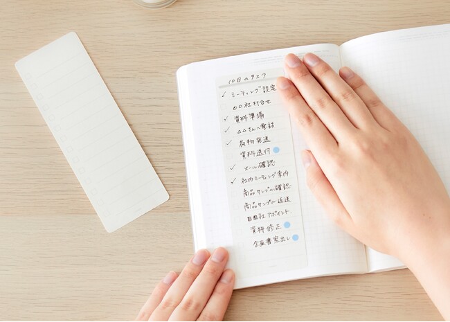自由自在に貼ってはがしてタスクを管理　2サイズ展開の『貼ってはがせる To Do シール』