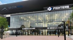 エスコンフィールドHOKKAIDOの3rd BASE GATEが
『F NEOBANK GATE』に生まれ変わります