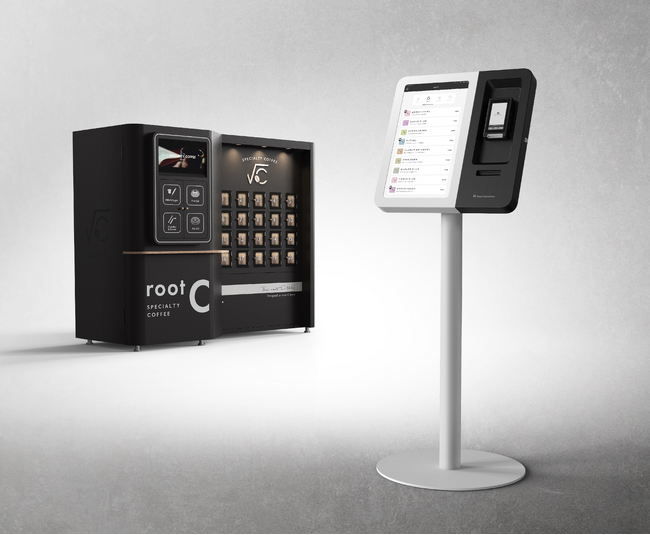 こだわりの挽きたてコーヒーを手軽に楽しめる。タッチ式注文端末「root C KIOSK」登場！2月16日よりサービス開始。