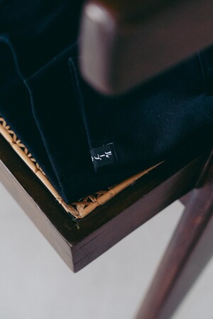 LOOPWHEELER×LOWERCASE for POGGYTHEMANのコラボレーションより新作のZIP HOODIEが登場。