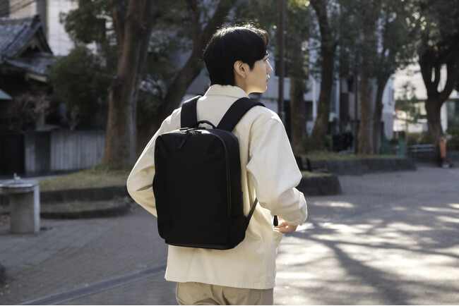 ケースフィニット株式会社、シンプルデザインと機能性を融合したバックパック「THE TOKYO TECHPACK」を発売