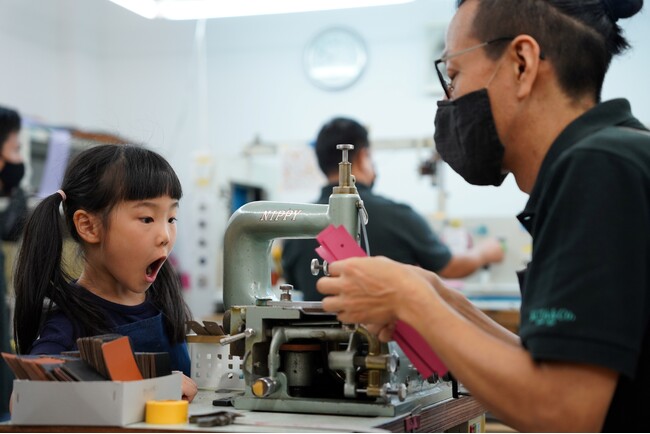 ランドセル工房生田が親子でランドセルを作ることができる「親子職人体験会」の受付を開始。