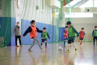 ＜北海道初開催！　走らないサッカー大会3月17日開催決定！＞歩いてプレー！接触禁止！高齢者も子どもも一緒にプレーできるウオーキングフットボールイベントin釧路