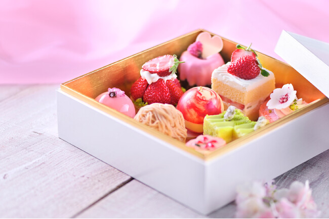 ヒルトン長崎 春の華やぎとワクワクを運ぶ「スイーツボックス ～春らんまん～」を3月1日（金）より販売開始