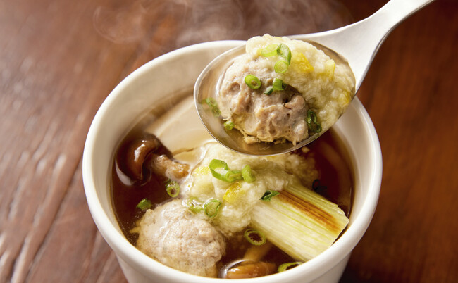 繋げるバトン。2024年3月4日（月）より「女川産さんまのつみれスープ」を販売します。