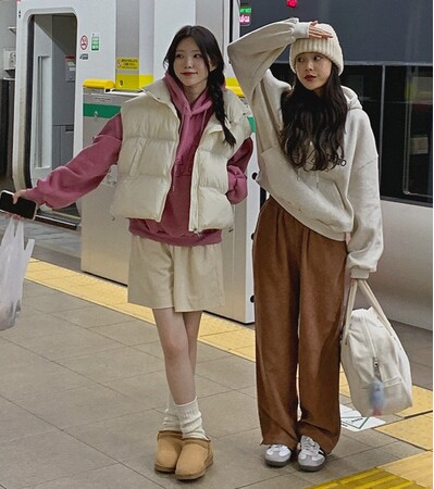 ＜Qoo10「パーカー」販売数ランキング＞変幻自在のパーカーで旬顔に！スポーツミックスの春待ちコーデ