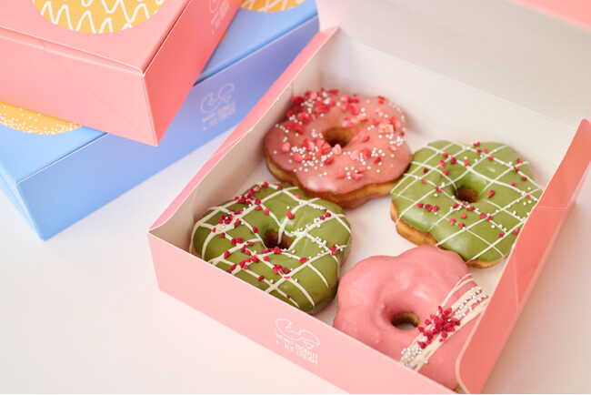 【新商品】桜をイメージした新作ドーナツを期間限定販売！3月1日(金)～4月15日(月)RACINES DONUT & ICE CREAM AOYAMAなど3店舗で販売開始