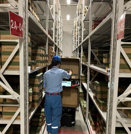 ラピュタロボティクス、ロジスティード東日本 柏の葉営業所にて最大75リットルのコンテナに対応可能「ラピュタPA-AMR XL」が稼働開始