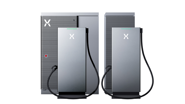 蓄電池から設置施設に給電できるEV充電器「Hypercharger Pro」を発表