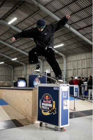 日本初上陸のスケートボードコンテスト『Red Bull Boarding Pass』にて佐々木来夢選手のチームが優勝