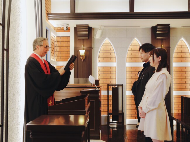 応募総数600組超！「すでに結婚している夫婦」が牧師さんの前で誓い直し。リマインド結婚式「セーブポイント」by B/43を開催しました