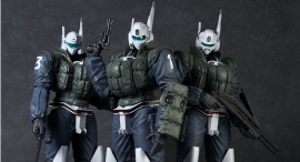 リアクティブアーマーを装備したイングラム1～3号機が彩色済み大型ソフトビニールフィギュアに！