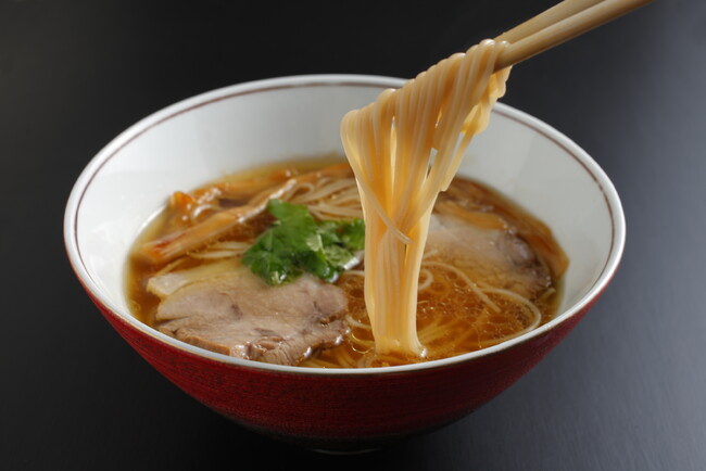 ついに登場！　乾めんでスープ付きの「GF RAMEN LAB グルテンフリー醤油ラーメン」３月１日発売開始