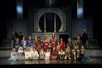 手話を織り交ぜた会話とアクションで描く ボクラ団社主催公演『OVER SMILE 2024』開幕！