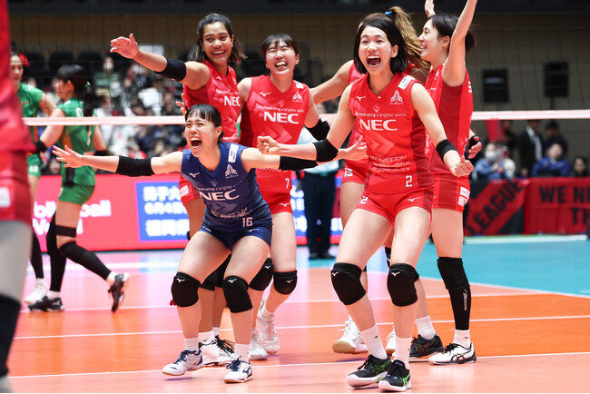 【バレー/Vリーグ】V1男子・東京GBがホームの大観衆の中2連勝！V1女子・NECが無敗のJTを下し初の連覇達成！