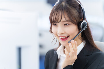 オンライン秘書(アシスタント)「ノマドワークス」がコールセンターを開設しました。電話代行、秘書代行・コールセンター業務の新規受付開始！忙しい経営者様のため電話受電代行・秘書代行サービスを開始しました。