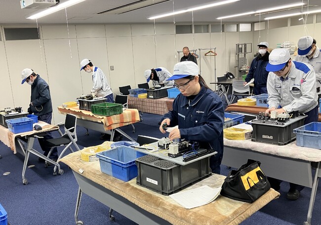 【三浦工業株式会社】ミウラのグループ会社や関連企業とともに互いの技術を競い合う「電気配線／溶接／組立コンクール」を開催しました！