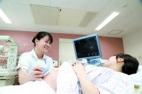 自然分娩を助産師チームが担う「院内助産」を開設しました