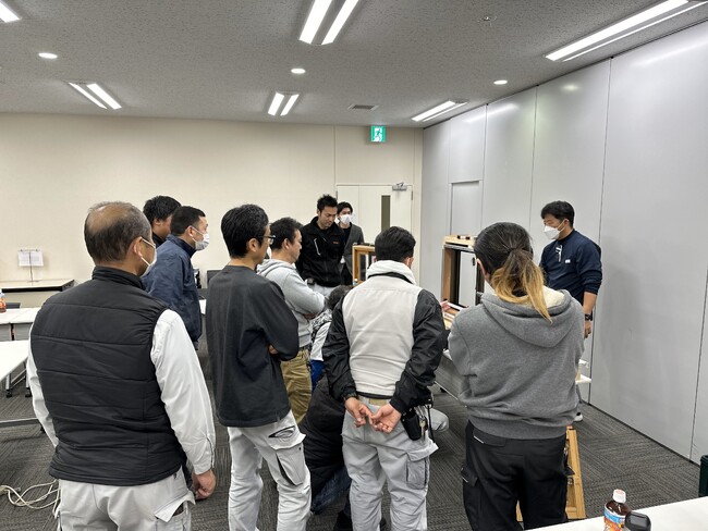 自社職人を対象に窓リフォーム施工研修を実施しました