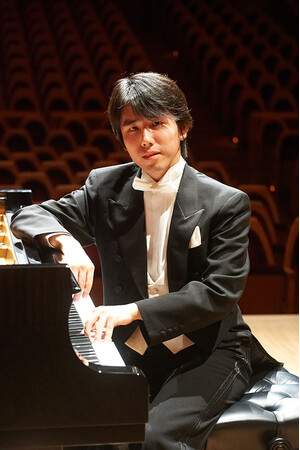 佐々木崇が贈るシューマンのピアノ＆全室内楽作品演奏会　６年半かけ遂に完結