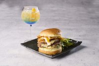 「ハードロックカフェ 横浜」2024年３月末 リニューアルオープン