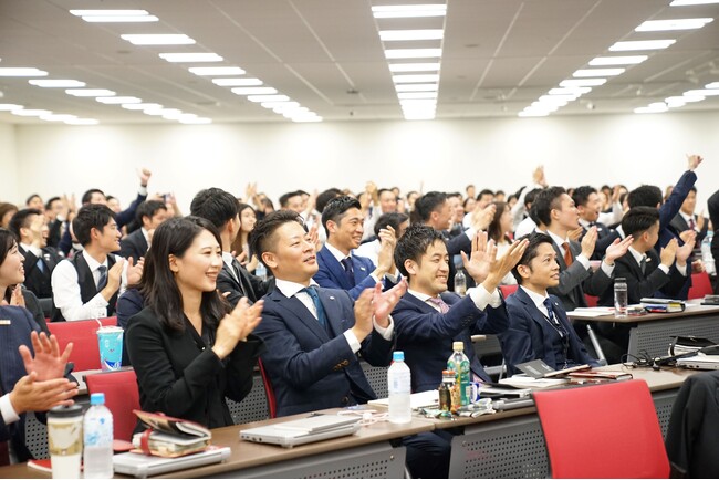 アチーブメント株式会社は、「働きがいのある会社」女性ランキングにて3位にランクイン！