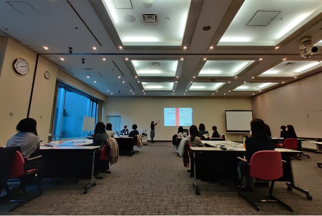 物流6社女性社員座談会を開催