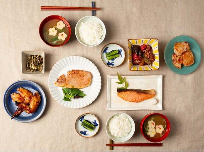 レストラン酢重正之の味をお届けする『食卓を彩る冷凍惣菜』が酢重正之商店オンラインショップで新登場。手間暇かけて作る惣菜を、保存に便利な冷凍真空パックにてお届けいたします。