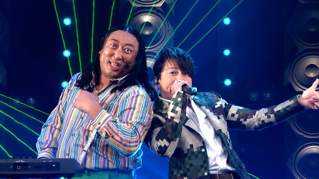 ロバート秋山と西川貴教が豪華コラボ！名曲『TOKAKUKA』をクラファン総額529万円をかけたステージで…秋山「炎とレーザーが凄くて歌いづらい」『秋山歌謡祭2024』3月22日(金)夜11時15分放送