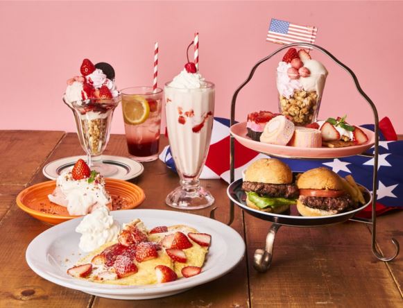 【いちご＆ハンバーガーのリーズナブルなアフタヌーンティー】いちごスイーツがたっぷり堪能できる！ドリンクは飲み放題！立川「under the cascade」で期間限定復活