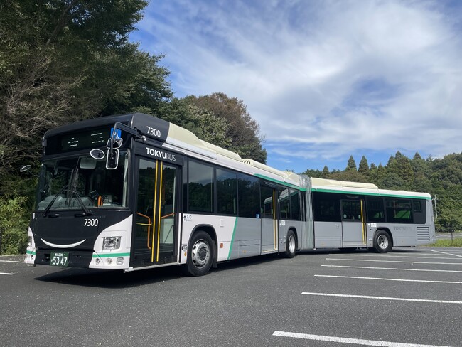 横浜市青葉区で連節バス「タンデムライナー」の運行を開始します！