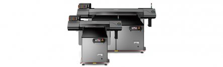 優れた多用途性でビジネスの可能性を拡大する大判UVフラットベッドプリンター「VersaOBJECT CO-i Series」新登場