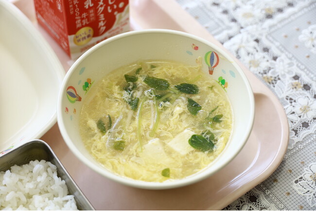 宮城県大郷町 学校給食に地元産の「豆苗」が初登場！国内最大規模の植物工場で生産