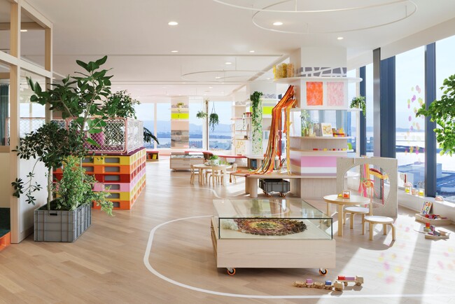 【星野リゾート　リゾナーレ大阪】アーティスト芸人「たいぞう」のアトリエが期間限定で誕生！「アーティスト芸人・イン・レジデンス」先行体験会のご報告｜期間：2024年3月15日～4月14日