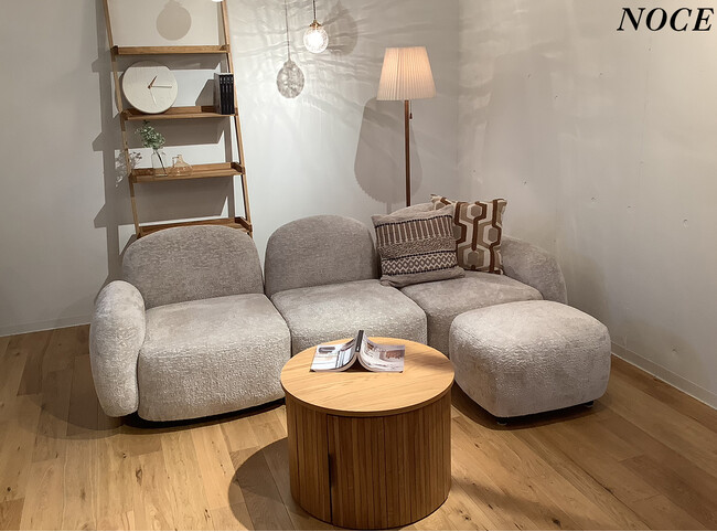 【新商品】　アートのような曲線を強調した高級仕様のソファ【インテリアショップNOCE】