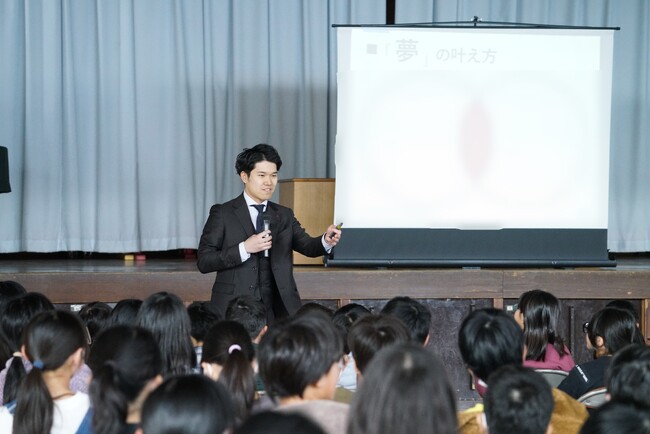 ［開催レポート］戸田市教育委員会との産官学連携プロジェクト　弊社若手社員が「夢の叶え方」をテーマに授業