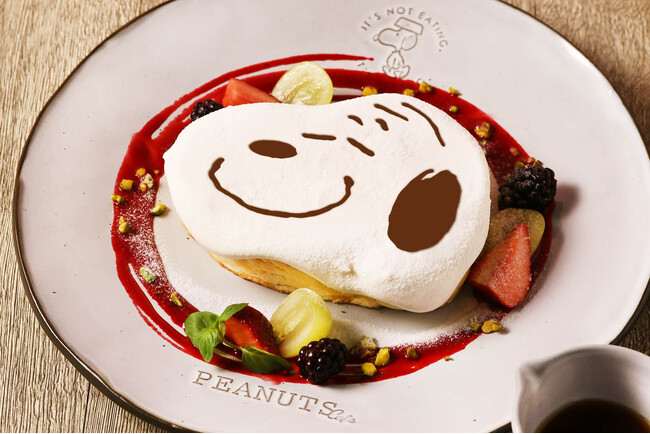 大好評につき期間延長が決定！コミック「PEANUTS」をテーマにしたカフェ“PEANUTS Cafe 博多”が2025年1月13日(月)までオープン期間を延長いたします。