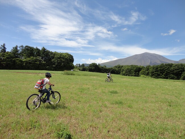 新緑広がる北軽井沢の大自然でデトックス　「あさま空山望」、愛犬も子どももプライベートで楽しめるネイチャーアクティビティプラン2種を3月21日（木）より予約販売開始