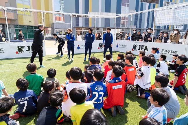 三井ショッピングパーク アーバンドック ららぽーと豊洲で　JFA × 三井不動産　初の価値共創イベント「三井不動産フットボールスクエア」 を開催