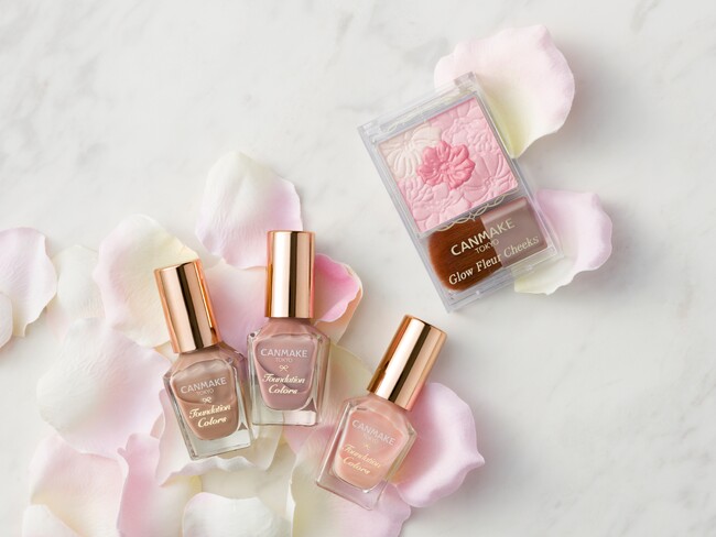【キャンメイク】人気のツヤ感チーク「グロウフルールチークス」に春らしいいちごミルクカラーが登場！「ファンデーションカラーズ」のきちんと感が出るベージュ系3色も2024年3月下旬より発売