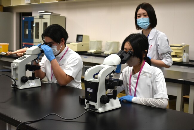 【新潟医療福祉大学】高校生が多職種連携を学ぶ「チーム医療体験会」を開催！