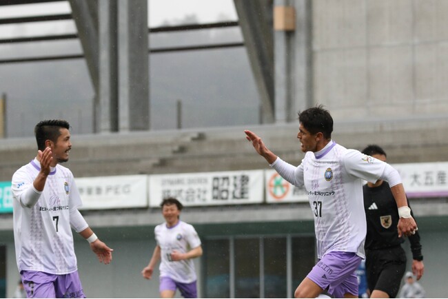 【レイラック滋賀FC】JFLリーグ同節で観客動員トップ！大雨の中、唯一の4桁動員を記録し、JFLの門番ソニー仙台相手に5年ぶりの勝利！