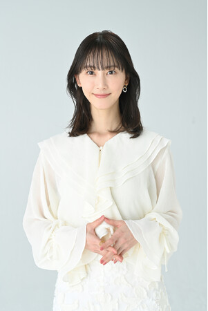 俳優・松井玲奈による3年ぶりのエッセイ『私だけの水槽』4月19日発売決定！お渡し会開催も