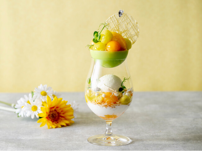 初夏にぴったりの至福のパフェ　5月7日より「パルフェ メロン～メロンのパフェ～」を限定販売