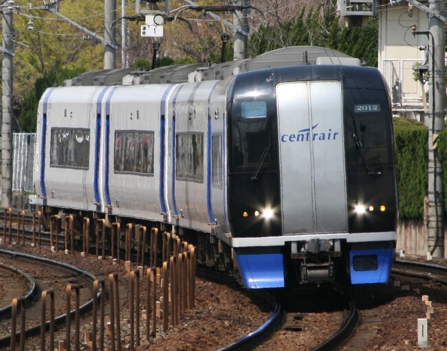 「名鉄マナーUPキャンペーン」として新たに４つのテーマを啓発し駅や車内のマナー向上に努めます