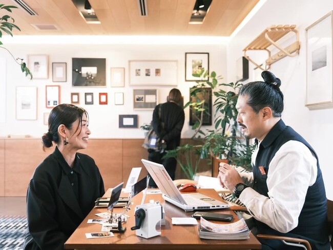 【蔦屋書店】写真に込められた想いをもとにコンシェルジュが選書して提案するイベント「写真を読む」を開催