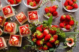 フレッシュいちごの食べ比べ フレッシュいちごの食べ比べ