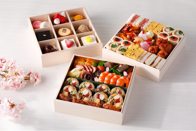 This is “花より団子”！和・洋・スイーツの豪華絢爛お重が今年も期間限定で登場