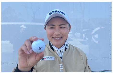 ブリヂストンスポーツ 『横峯さくら』とゴルフボール契約締結